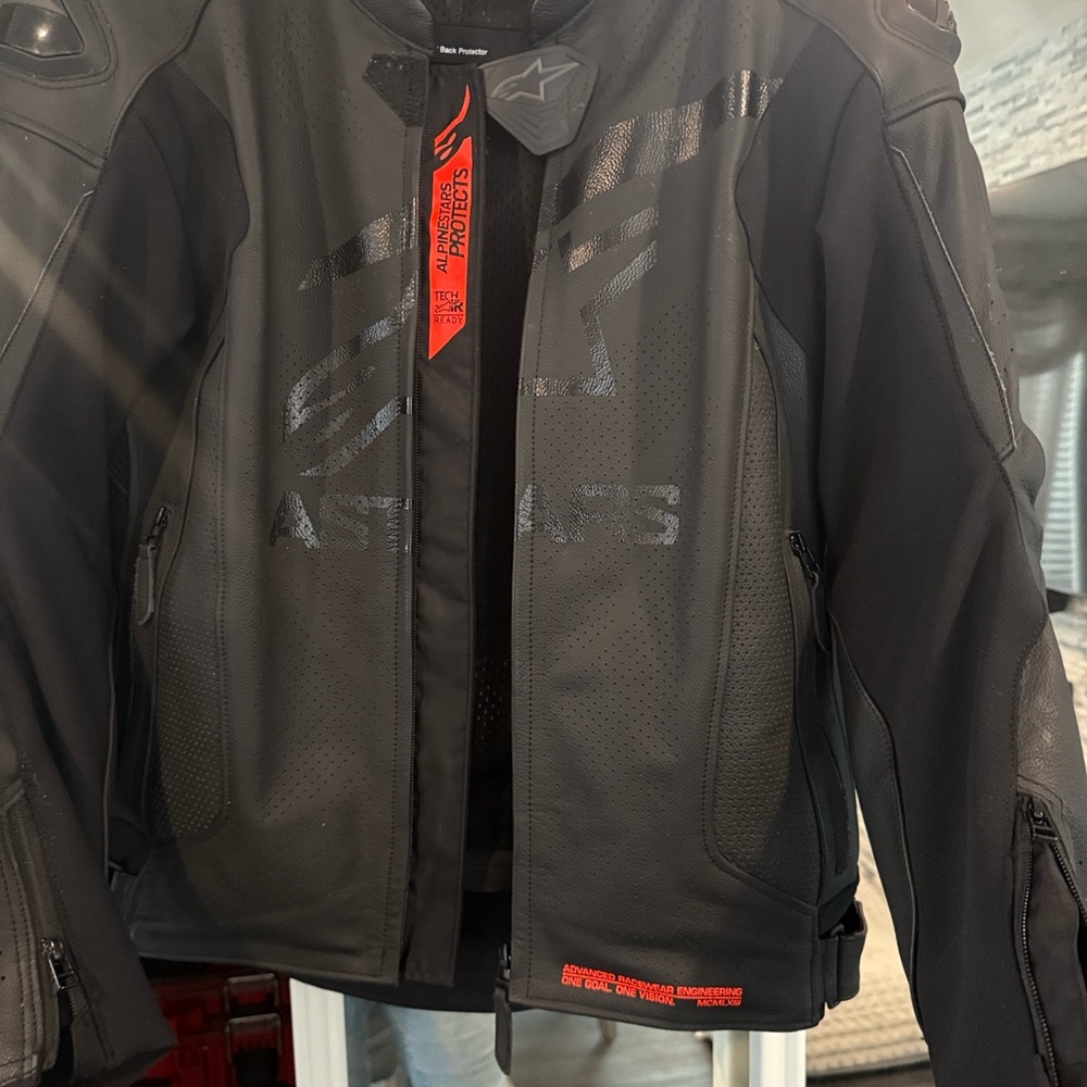Alpinestars Black Performance Motorcycle Jacket - Picture 2 of 5